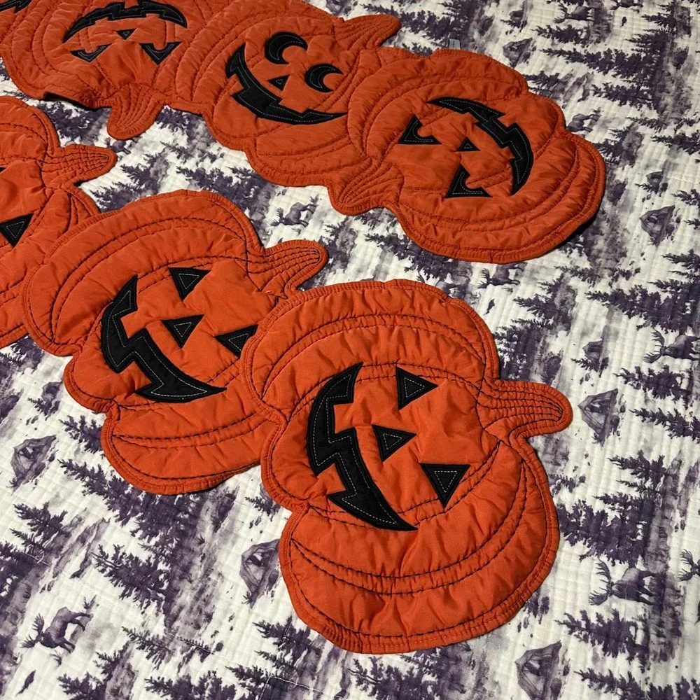 Rachel Ashwell Halloween Pumpkin Jack O Lantern Placemat Set & Runner Orange